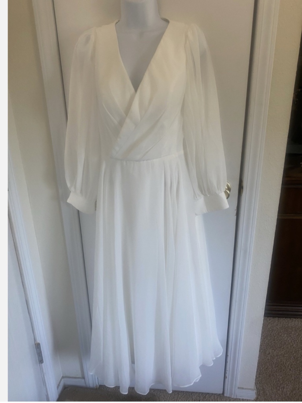 JJ's House ( Merry)Ivory Chiffon Long Sleeve Wedding Dress Size 12 – NWT - Picture 7 of 7